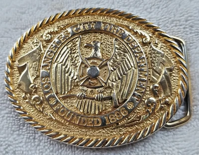 Hebilla de cinturón de bomberos de colección del Departamento de Bomberos de Los Ángeles LAFD serie 015 Foto 1 de 4