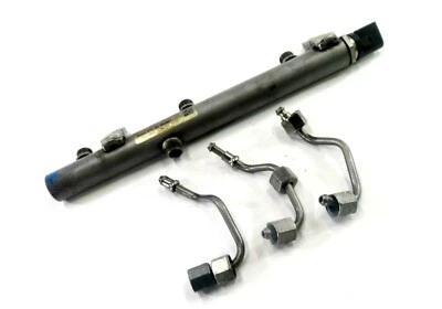 Mercedes Benz ML350 2011 (W164) 3,0 L motor diésel - riel de combustible derecho Foto 1 de 4