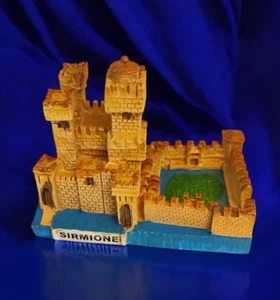 Riproduzione in scala REALE in resina marmorea CASTELLO DI SIRMIONE in Italia - Imagen 1 de 11