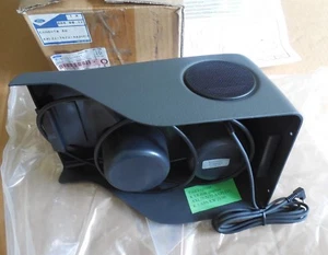 Ford Explorer Konsole Lautsprecherkonsole Ford-Finis 8000012 - AXL2-J7672-AAZUD7 - Bild 1 von 9