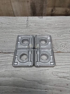 2009 09 08-12 Can Am Spyder Roadster GS 2009 09 eje trasero espaciador correa tensor bloques Foto 1 de 4