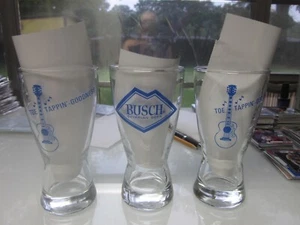JUEGO DE 3 VASOS DE CERVEZA ANHEUSER BUSCH TOE TAPPIN' GOODNESS PILSNER 6" 11 OZ NUEVOS DE STOCK - Imagen 1 de 5