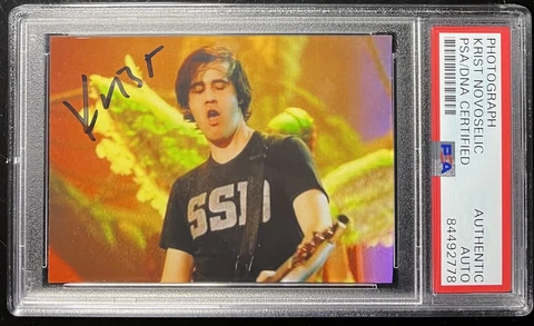 KRIST NOVOSELIC NIRVANA SIGNED PHOTOGRAPH AUTOGRAPH PSA DNA CERTIFIED PICTURE Cover