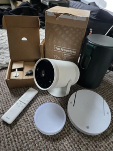 Samsung Freestyle 2 With Wall Mount Case And micro hdmi bundle - Picture 1 of 6