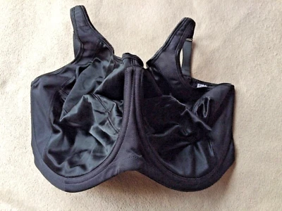 Sujetador deportivo Freya Active Support 38N (JJ) negro con aros estilo 4002 nuevo sin etiquetas Foto 1 de 4