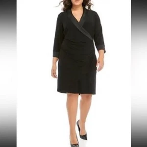 NEU JESSICA HOWARD SCHWARZ PLISSIERT KUNST WICKELKLEID GRÖSSE S DAMEN $ 98 - Bild 1 von 7