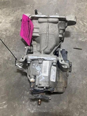 2016-2018 起亚索伦托后轴差速器托架组件 AWD 原始设备制造商 — 第 1/4 张图片