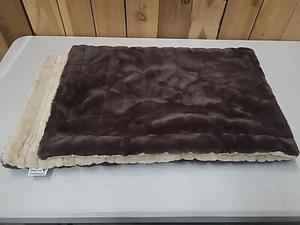 The Handmade Heifer 5ftX3ft Minky Mocha & Off White Throw Blanket-J - Picture 1 of 3