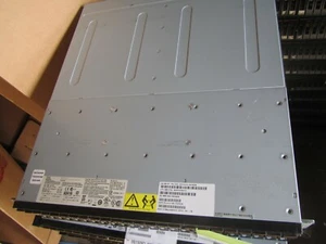 174724X 1747HC2- IBM EXP2524 Storage Enclosure w/ 24x 300GB 15K SAS HD - Picture 1 of 2