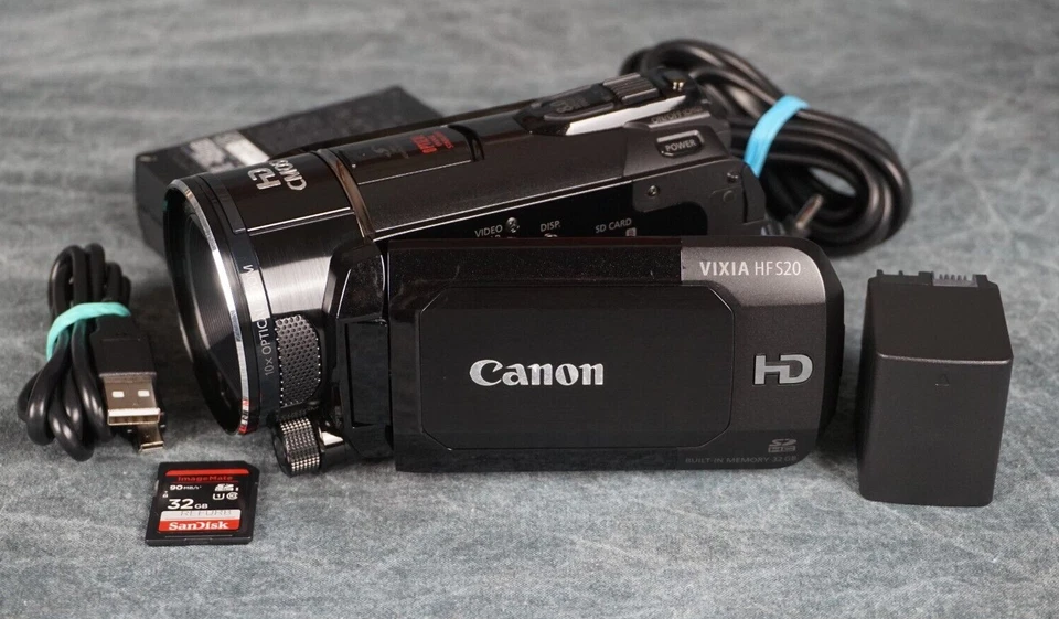 Canon VIXIA HF S20 Full HD 1080p AVCHD 32GB Flash Camcorder 10x W/ Extras Tested - Image 1 of 4