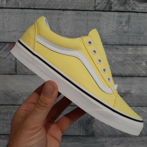 vans old skool white womens