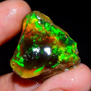Opal Rough, Ethiopian Opal Raw, Loose Gemstone Oil Opal Rough Wt 29.50, 23X22X12 - Picture 1 of 4