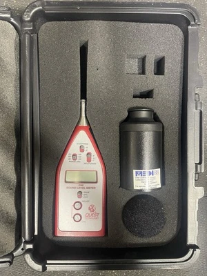 Medidor de nivel de sonido Quest Technologies 2100 con estuche Foto 1 de 4