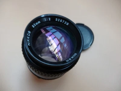 NIKON NIKKOR  85mm F2 AI-S - Immagine 1 di 4
