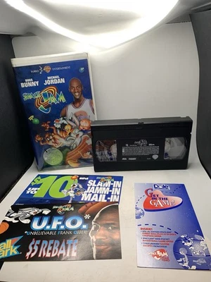 SPACE JAM (Warner-1996) VHS ~Bugs Bunny, Michael Jordan w/ Coin Inserts - Image 1 of 4