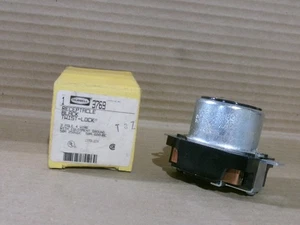 NEW HUBBELL 3769 RECEPTACLE TWIST LOCK 3P 4W 50 AMP 250V 50 AMP 600V AK - Picture 1 of 4