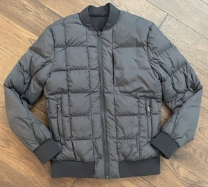 Lululemon Jacket Men's About Face Bomber Puffer Minimalist Small Goose Down - Picture 1 of 12