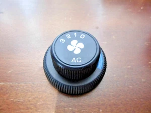 1982 Porsche 944 - A/C Fan Control Knob Pair - Imagen 1 de 7