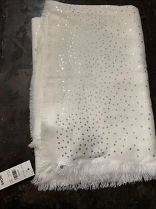 NEW Ann Taylor Scarf Wrap Ivory Silver Foil Dots Fringe $59 NWT Holiday Gift - Foto 1 di 6
