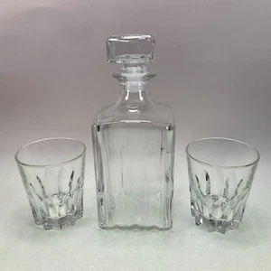 Godinger Union Square Whiskey Decanter & Two Double Old Fashioned Glasses -Boxed - Picture 1 of 8