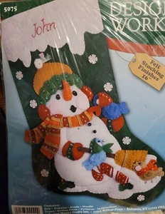 Design Works #5075 Felt Winter Snowman & Birds Christmas Stocking  Kit 18" New - Picture 1 of 4