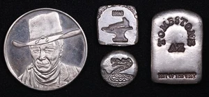 Western Motto John Wayne, Tombstone, Klapperschlange & Pistolen .999 Silber 4er Set - Bild 1 von 2