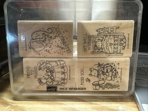 Stampin Up Set Francobolli Topi Messaggi 4 Pezzi 1999 ExCondizioni Mi manchi/Stai bene - Foto 1 di 3