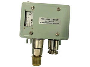 WOOJIN INSTRUMENT  WCB-11 Range 10-35 kg/cm2 Diff.2-10./cm2 - Picture 1 of 3