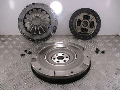 2022 Ford Puma 1.0 Petrol B7JB. Flywheel & Clutch H6BG7563AC/H6BG6375AA 20K - Image 1 of 4