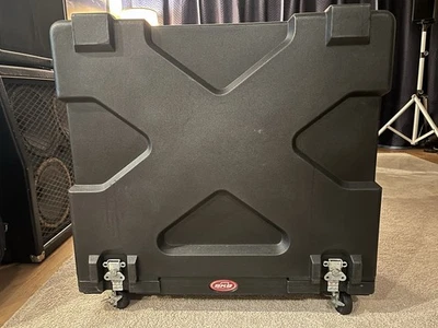 SKB Amp Utility Vehicle Amp, Combo, Cabinet Road Case 1SKB-710 - Image 1 of 4