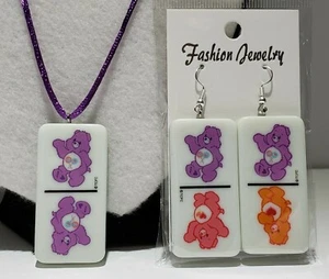 Lila & weiß Share Bear Care Bear Dominosteine Ohrringe & Halskette Set, Love-A-Lot - Bild 1 von 5