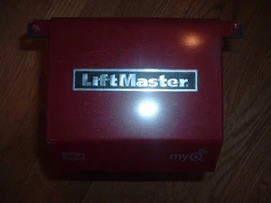 Liftmaster Red Metal Cover 41A7619 model 8550 041A7619 - Picture 1 of 4