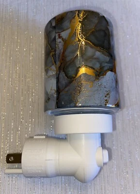 Scentsy Gray Gold Marbled Glass Wall Plug-In NightLight Wax Warmer - Image 1 of 4