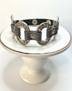 Pulsera Guang Tong Cuero Guijarros Gris Eslabones Tono Plateado Broches Estrás - Imagen 1 de 11