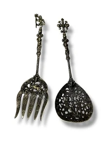 Ancien service en métal orné fourchette et cuillère made in Italy ustensiles chérubins - Photo 1/10