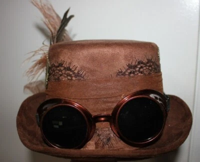 Sombrero de copa de 6", Steampunk marrón victoriano con gafas de aviador, pluma y tul Foto 1 de 4