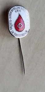 Vintage enamel Blood Transfusion Red Cross Medical stick pin badge - Picture 1 of 2