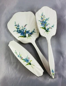 Set e scatola comò inglese 1960 argento sterling smalto bianco dipinto Forget Me Nots - Foto 1 di 12