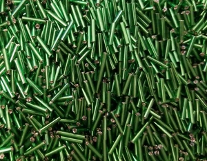 4oz ~2,500 pcs Green Size #4 Silver Lined Glass Tube Bugle Loose Beads 8mm 3/8" - Picture 1 of 3