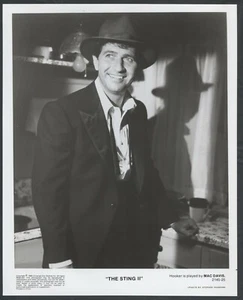MAC DAVIS in The Sting II '83 SUIT BIG SMILE - Bild 1 von 1