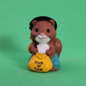 Hallmark Merry Miniature 1990 Squirrel Hobo Halloween QFM1606 New - Picture 1 of 3
