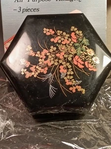 Vintage Black Lacquer 3 Nesting Hexagon Lidded Box Set With Flowers IOB - Picture 1 of 5