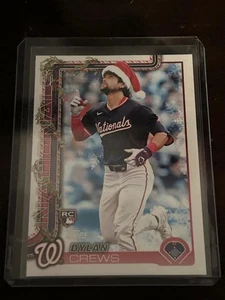 10259 2025 Topps Holiday RC Dylan Crews Washington Nationals Short Print Hat - Bild 1 von 1