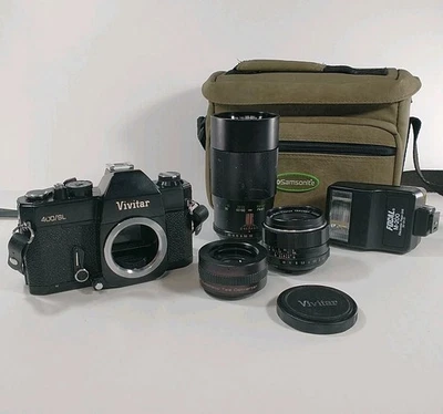 Vivitar 400 SL 35mm SLR Film Camera With 2 Lenes, Teleconverter, Flash & Case - Image 1 of 4