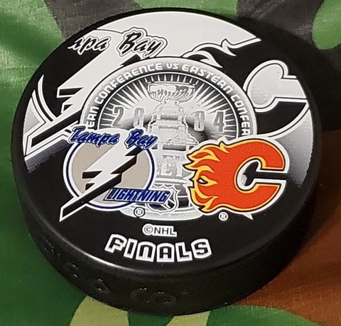 2004 STANLEY CUP NHL FINALS TAMPA BAY LIGHTNING VS CALGARY FLAMES PUCK  πΈπ° Cover