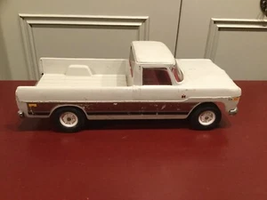 Vintage Ertl International 1000 Pickup Truck White Good Condition 1960’s 12”. - Picture 1 of 12