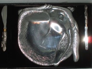 Vintage ARTHUR COURT 1988 BUNNY RABBIT Cheese Plate with 2 Spreaders NIB - Imagen 1 de 6