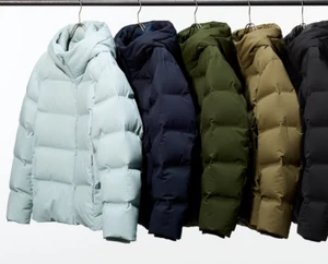 Men UNIQLO Seamless Down Parka "Warmer than The North Face" Fill Power 750+ New - Picture 1 of 18