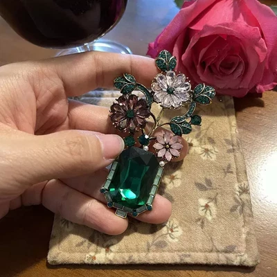 Large Vintage Crystal Rhinestone Flowers in A Green Vase Brooches Pins for Women - Image 1 of 4