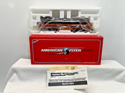 AMERICAN FLYER MILWAUKEE EP-5 ELECTRIC LOCOMOTIVE CAB 8010 # 6-48010 WITH HORN - Image 1 of 4